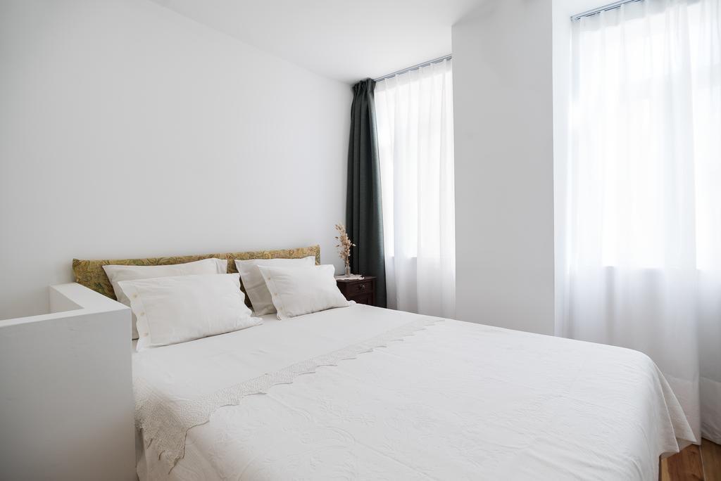 Little Duplex In Alfama Апартаменты